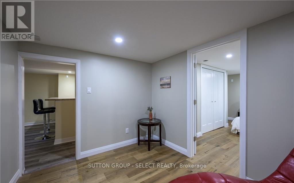 Lower - 6 Kirkton Court, London North, Ontario  N5X 1T2 - Photo 6 - X12518068