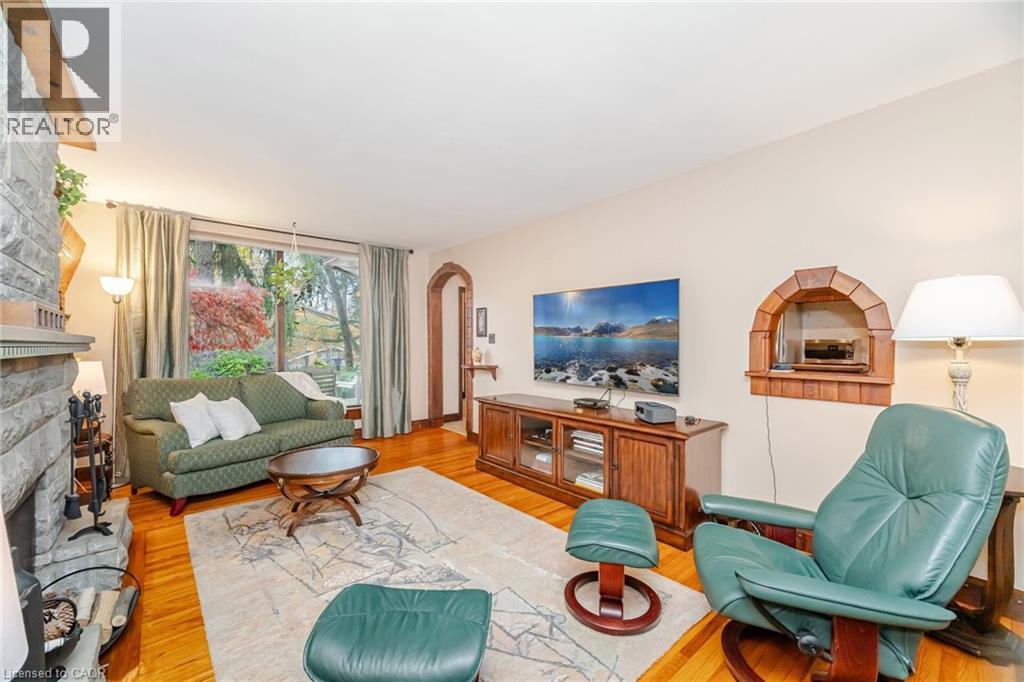 14 Avon Drive, Dundas, Ontario  L9H 3N7 - Photo 6 - 40785410