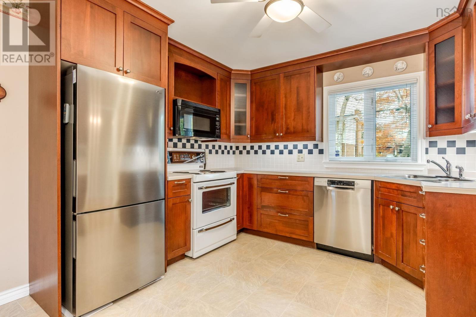 51 Woodward Crescent, Halifax, Nova Scotia  B3M 1J6 - Photo 8 - 202527422