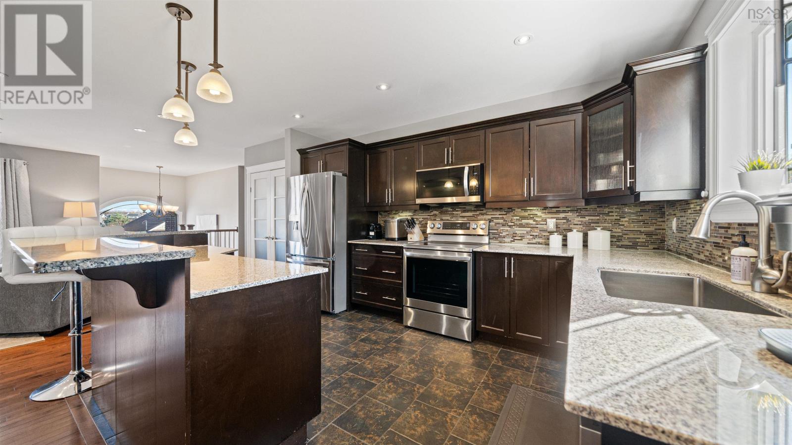 37 Peachtree Hill, Dartmouth, Nova Scotia  B2W 0H9 - Photo 11 - 202527455