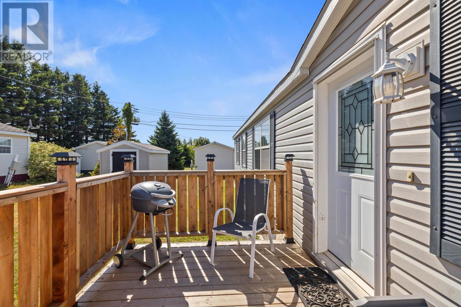 23 Gordon Avenue, Summerside, Prince Edward Island  C1N 6R6 - Photo 2 - 202527456