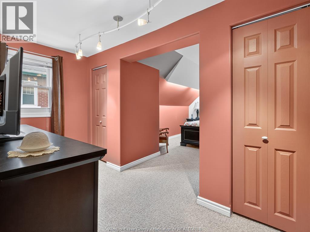 559 Oak Street, Windsor, Ontario N9A 5E7 - Photo 21 - 25028261