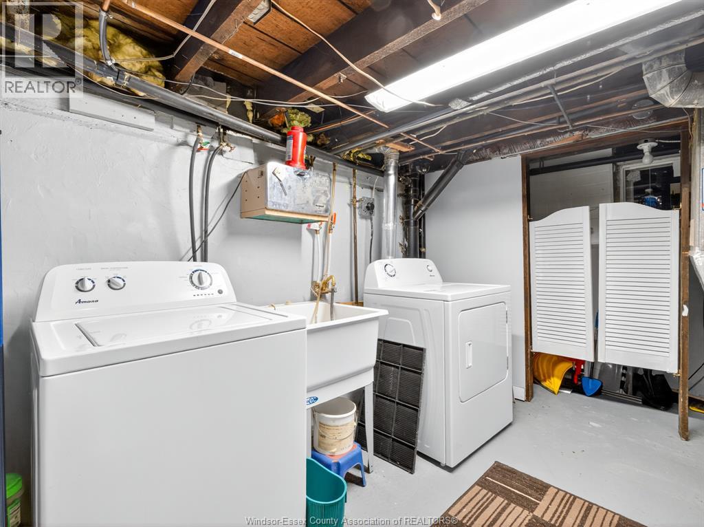 559 Oak Street, Windsor, Ontario N9A 5E7 - Photo 24 - 25028261