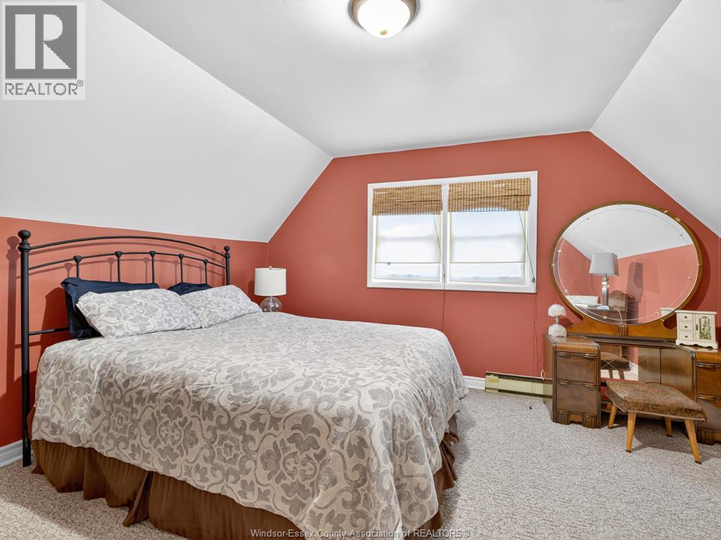 559 Oak Street, Windsor, Ontario N9A 5E7 - Photo 23 - 25028261