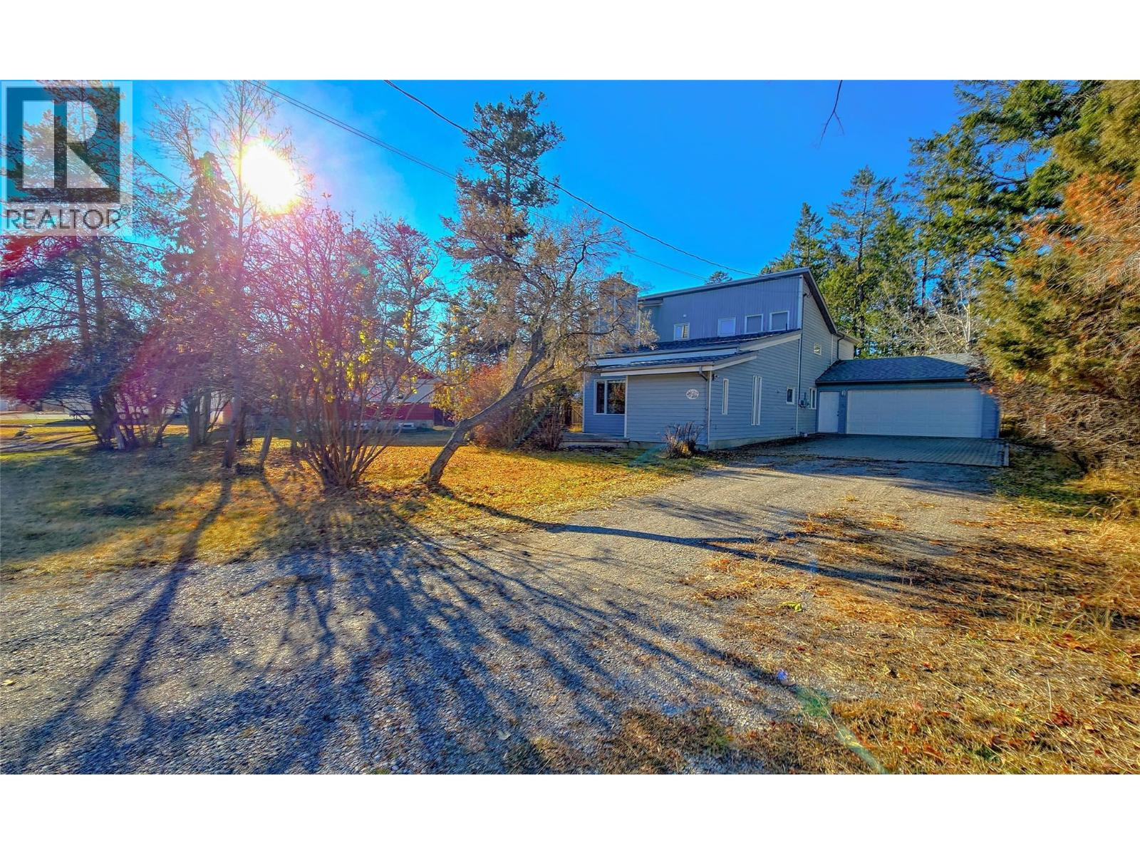 402 12th Avenue, invermere, British Columbia