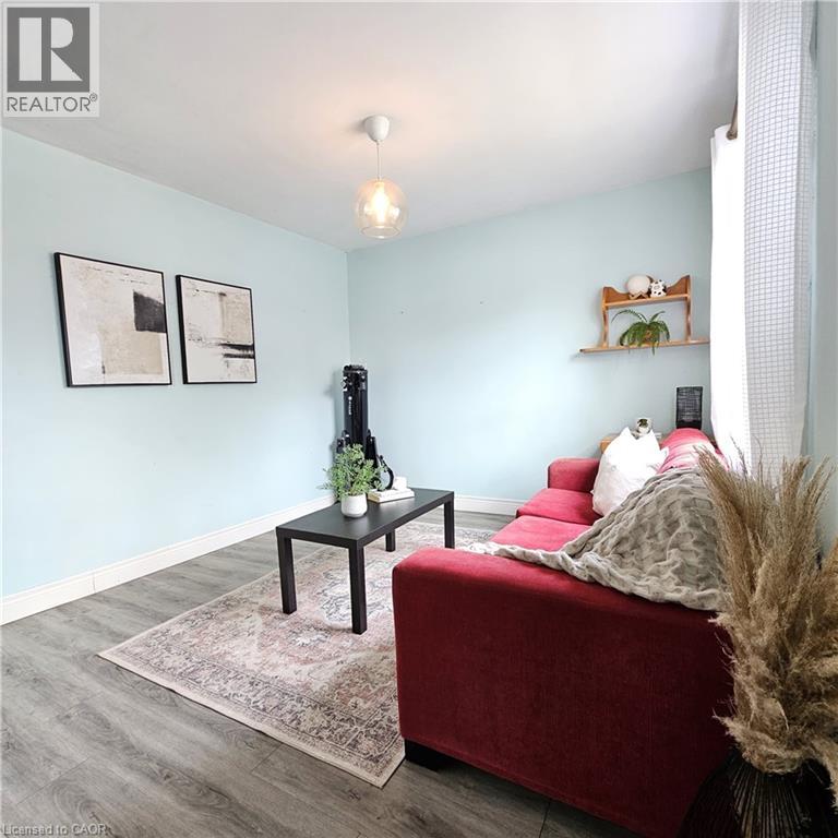 25 Augusta Avenue, St. Catharines, Ontario  L2M 5R3 - Photo 13 - 40785469