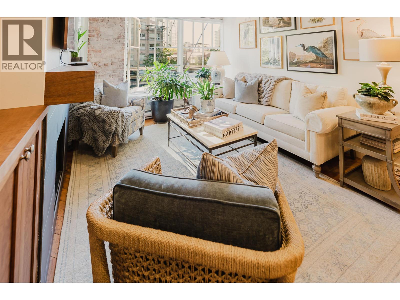 210 1178 Hamilton Street, Vancouver, British Columbia  V6B 2S2 - Photo 5 - R3064622