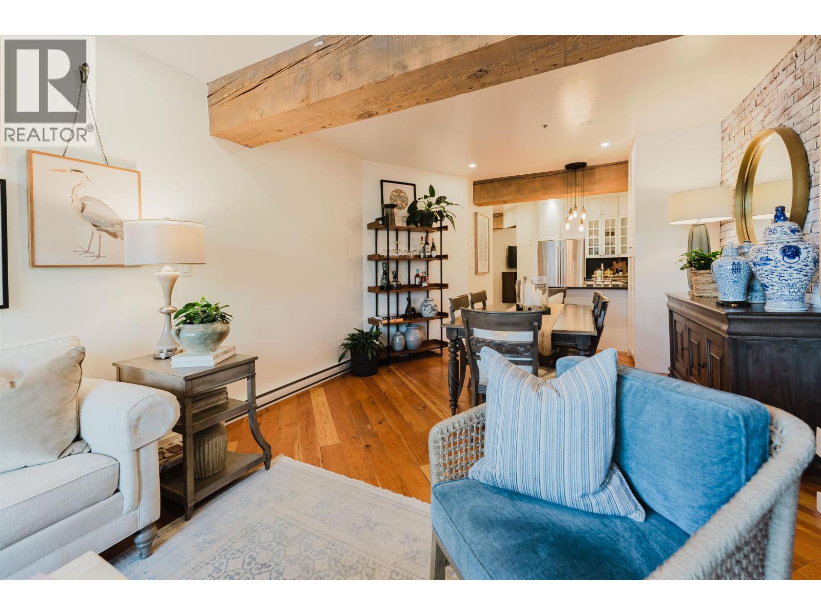 210 1178 Hamilton Street, Vancouver, British Columbia  V6B 2S2 - Photo 3 - R3064622