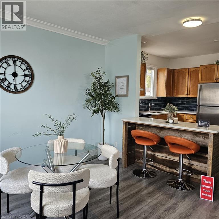 25 Augusta Avenue, St. Catharines, Ontario  L2M 5R3 - Photo 5 - 40785469