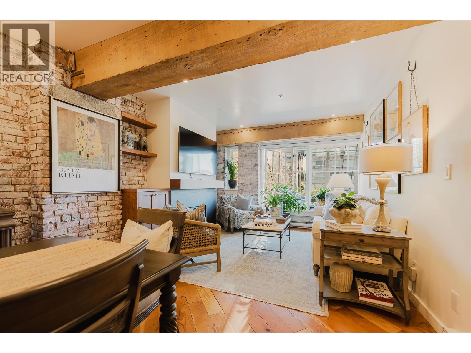 210 1178 Hamilton Street, Vancouver, British Columbia  V6B 2S2 - Photo 2 - R3064622