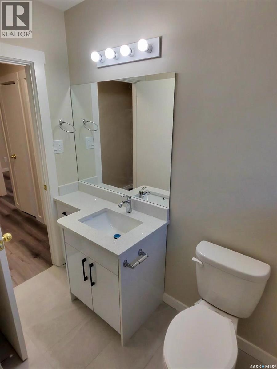 401 S Avenue N, Saskatoon, Saskatchewan  S7L 2Z9 - Photo 7 - SK022423