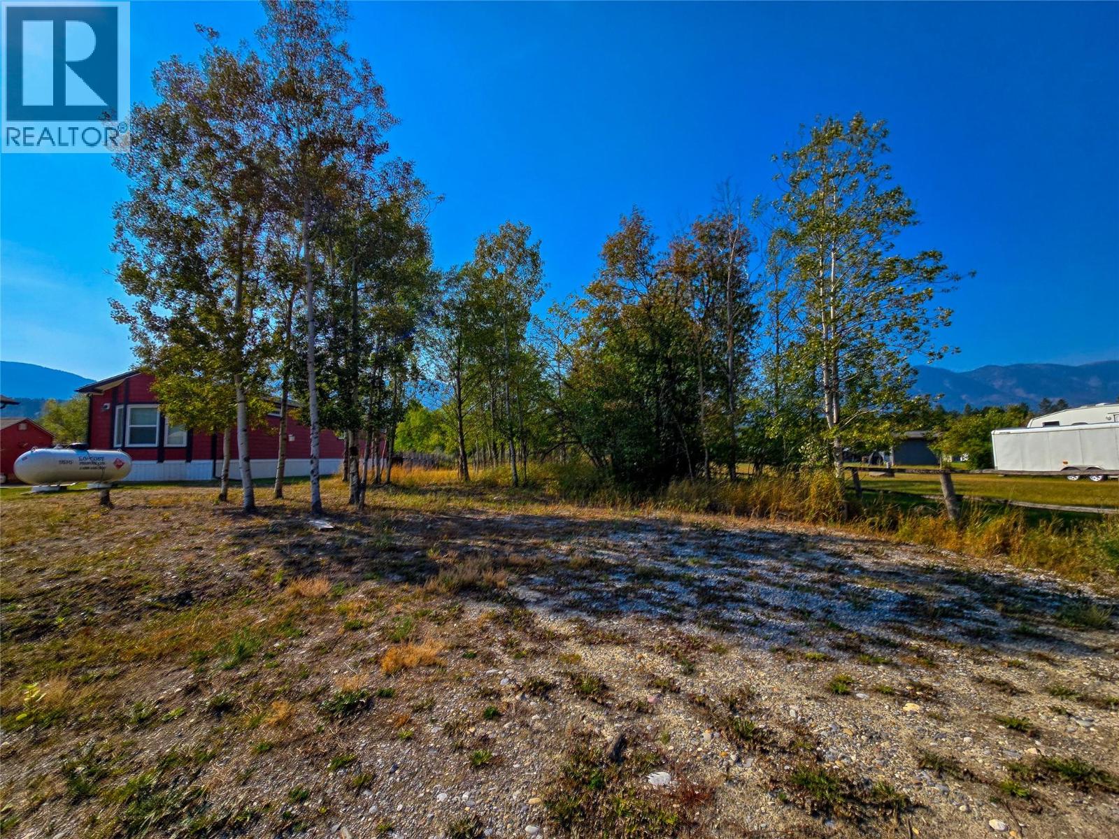 8913 SHAUGHNESSY Street, canal flats, British Columbia