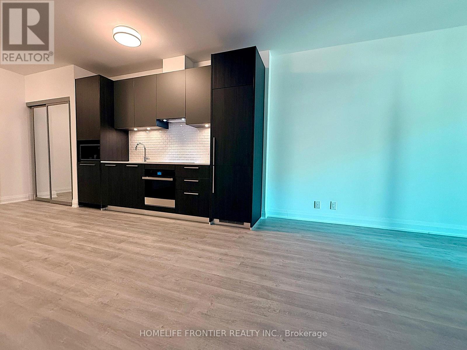 402 - 65 Broadway Avenue, Toronto, Ontario  M4P 1T9 - Photo 12 - C12518686