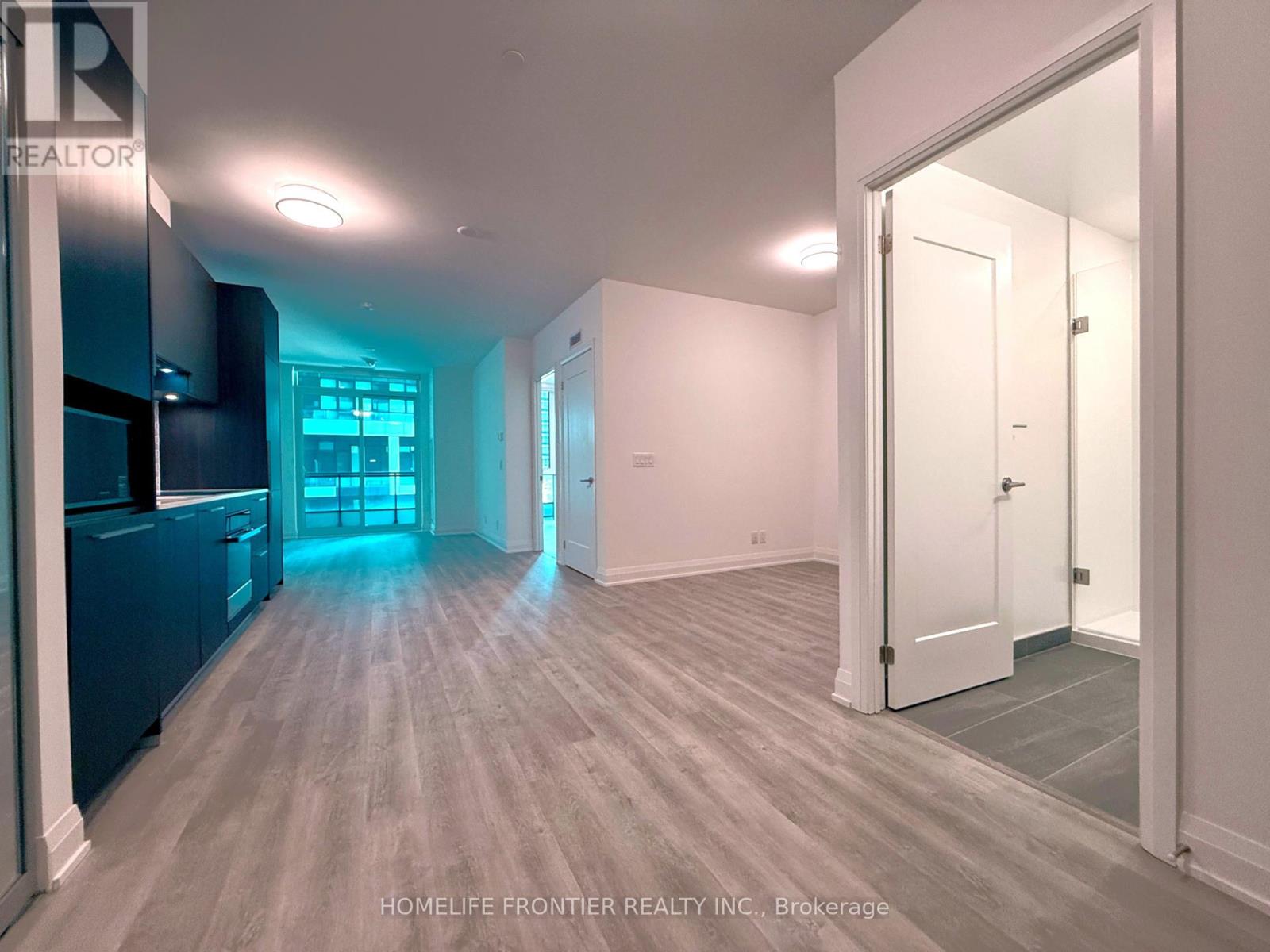 402 - 65 Broadway Avenue, Toronto, Ontario  M4P 1T9 - Photo 4 - C12518686