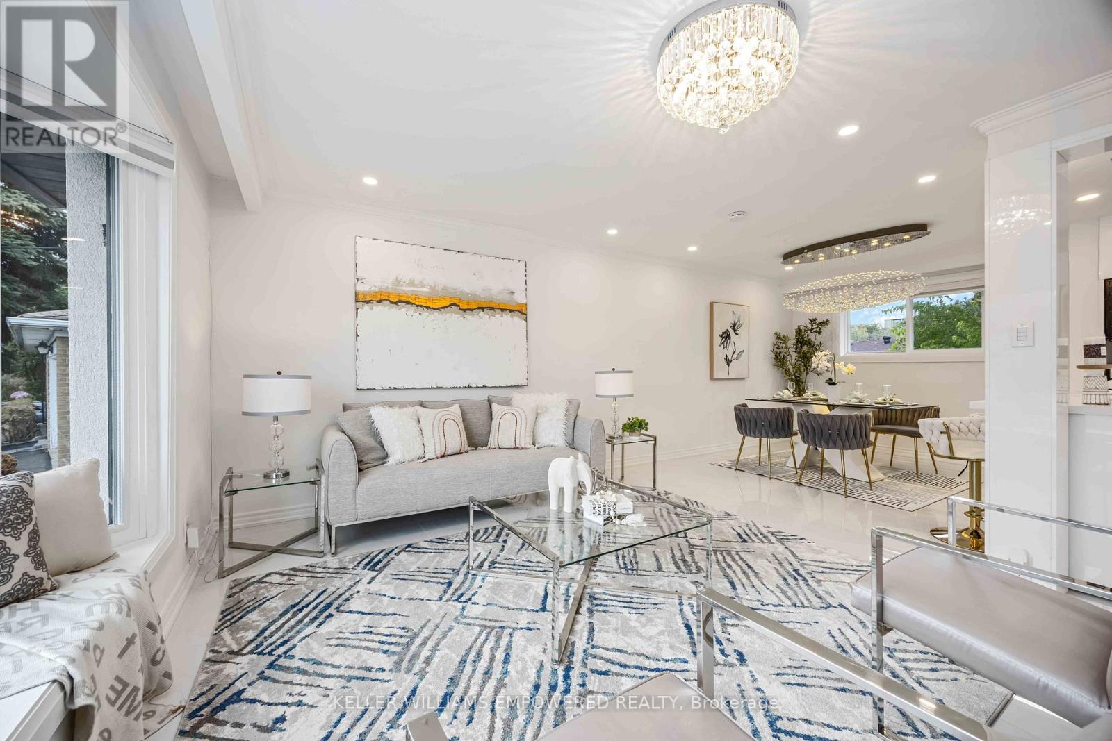 112 Kingslake Road, Toronto, Ontario  M2J 3E8 - Photo 13 - C12518700