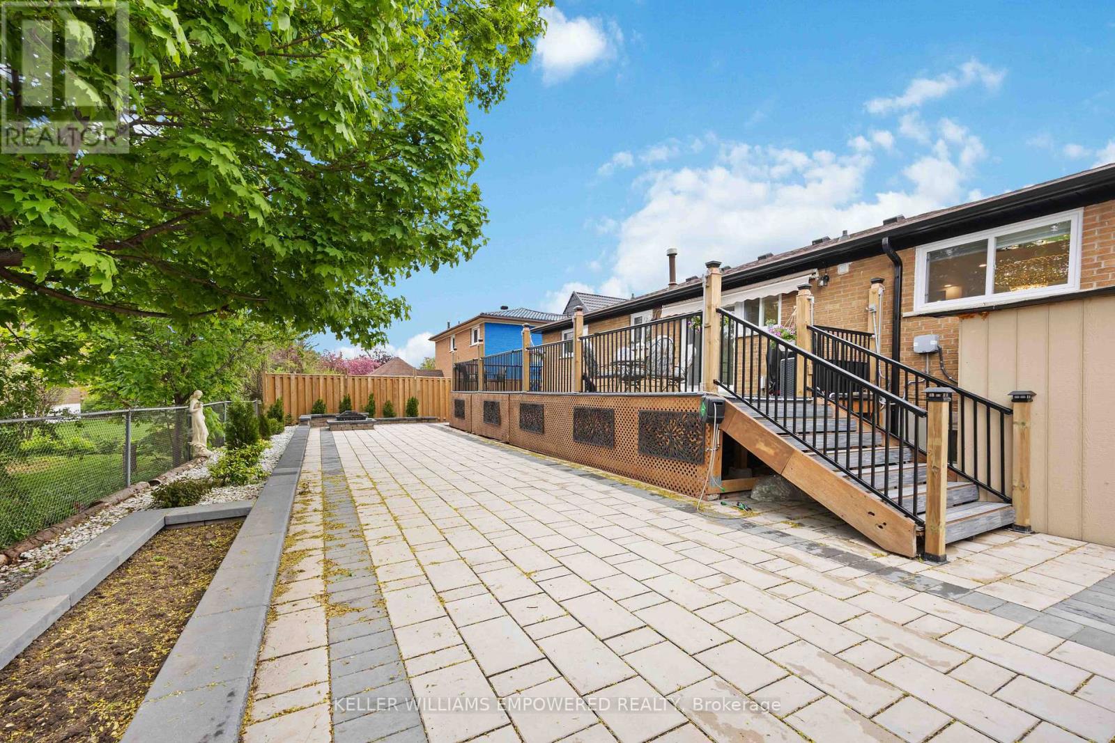 112 Kingslake Road, Toronto, Ontario  M2J 3E8 - Photo 32 - C12518700