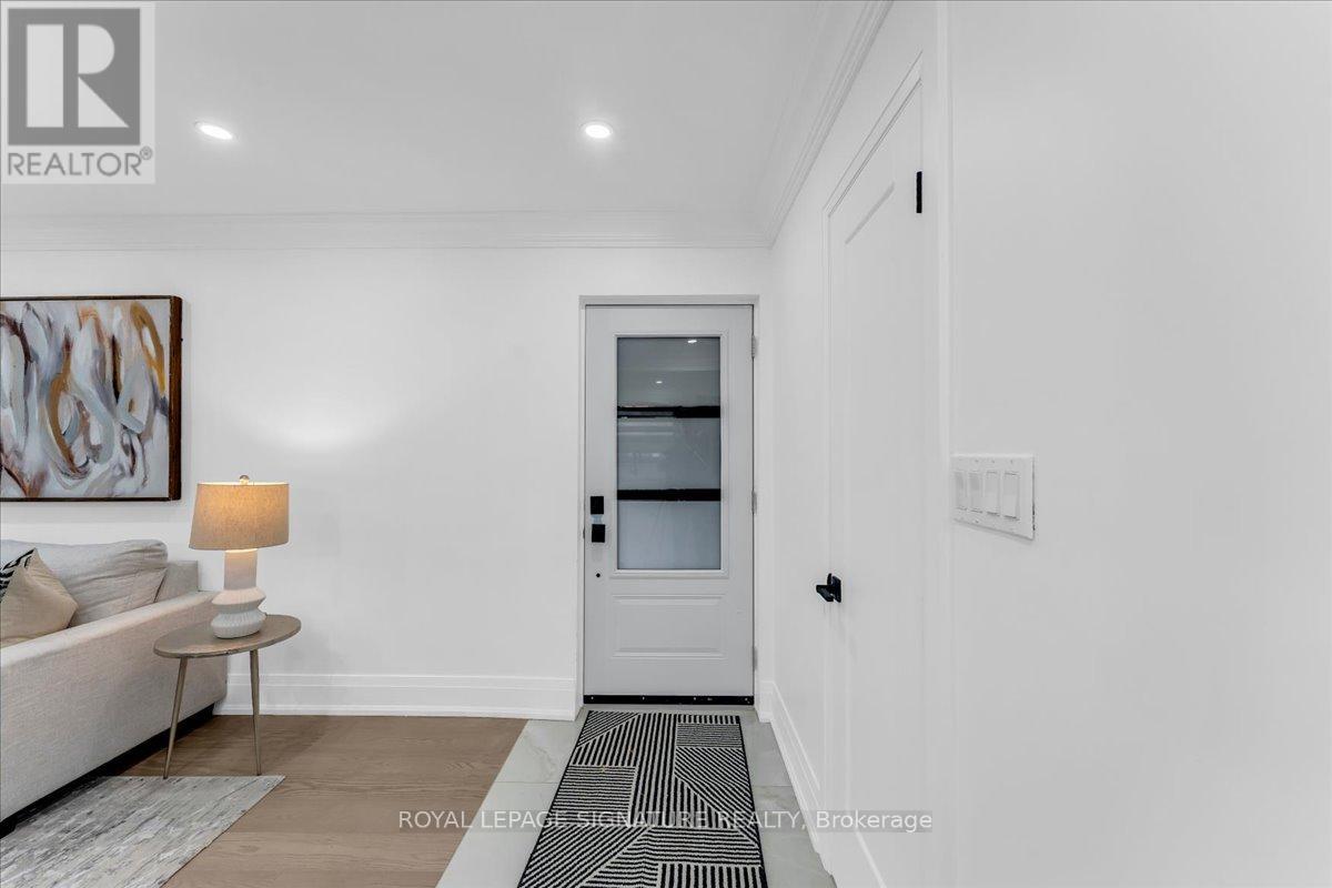 29 Broadlands Boulevard, Toronto, Ontario  M3A 1J1 - Photo 4 - C12518732