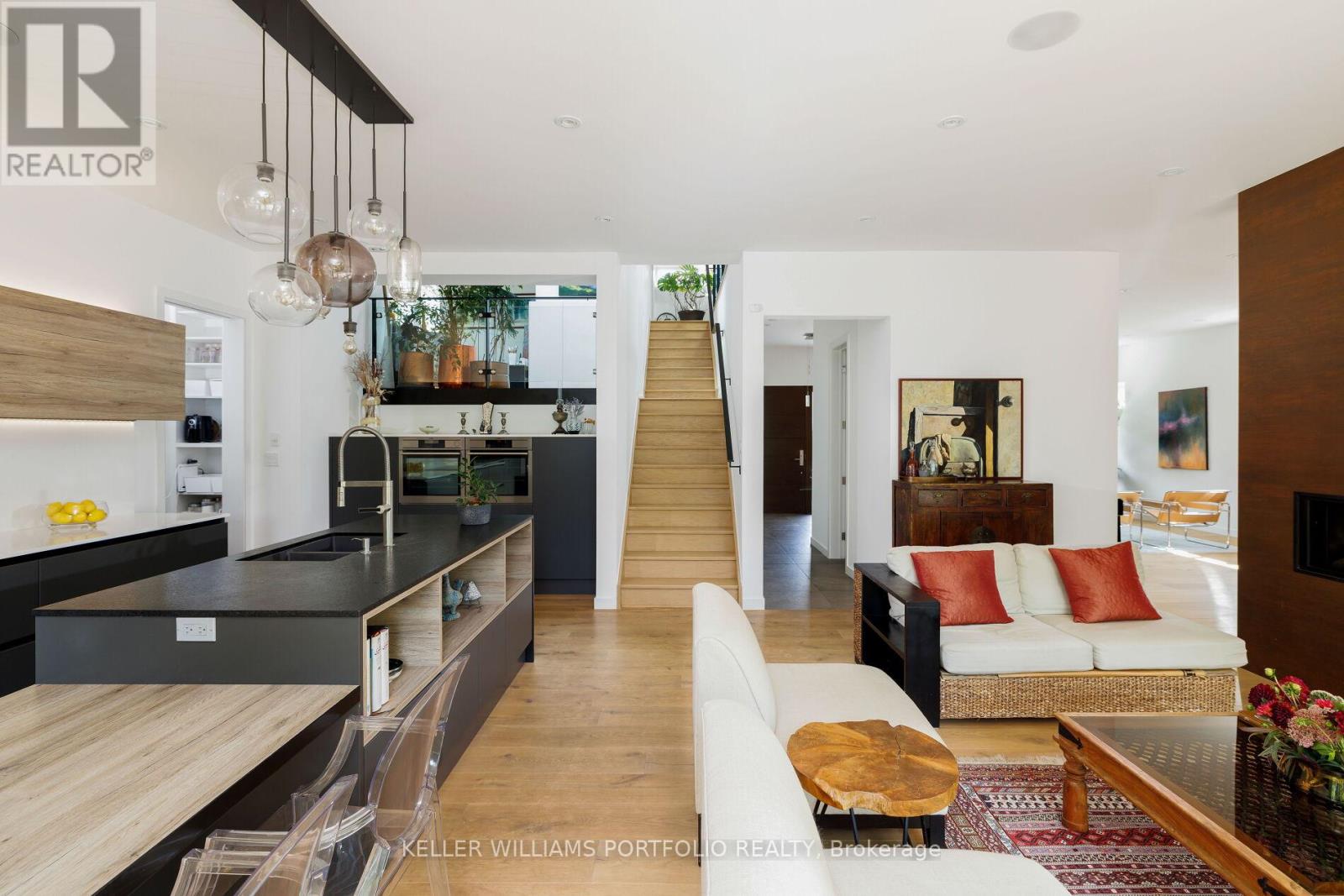 42 Talwood Drive, Toronto, Ontario  M3B 2P5 - Photo 21 - C12518748