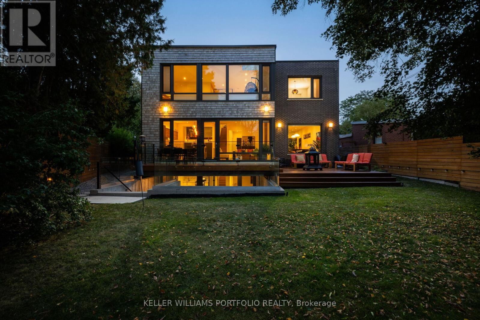 42 Talwood Drive, Toronto, Ontario  M3B 2P5 - Photo 48 - C12518748