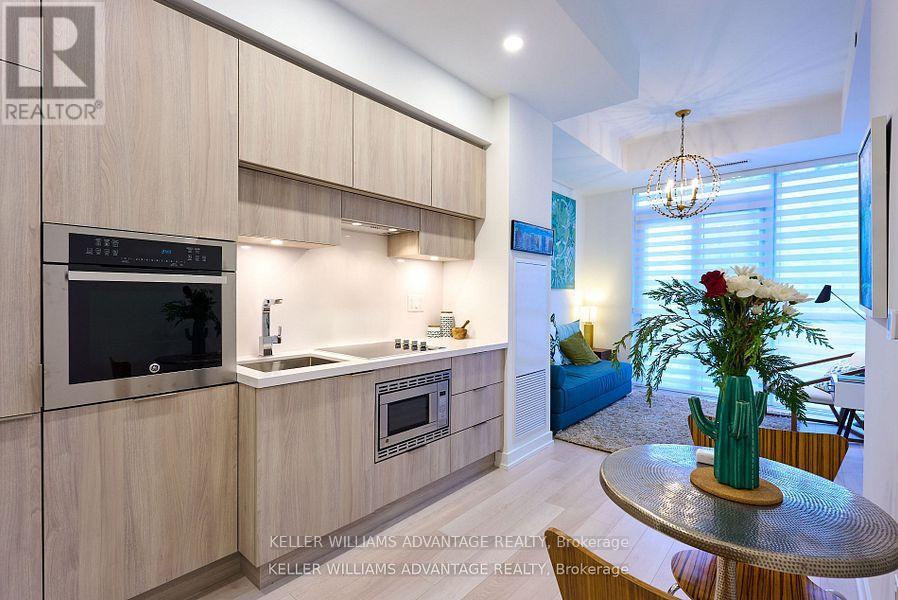 501 - 39 Roehampton Avenue, Toronto, Ontario  M4P 0G1 - Photo 6 - C12518762