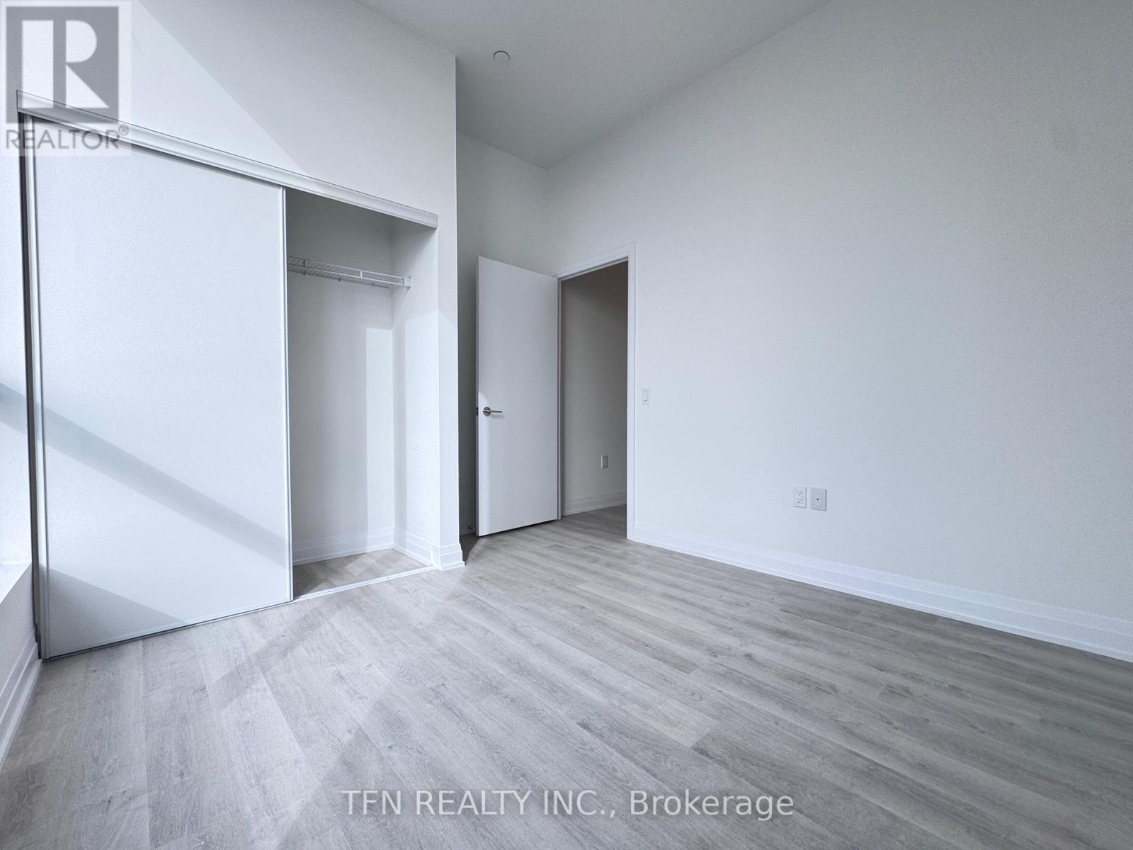 2014 - 15 Richardson Street, Toronto, Ontario  M5A 0Y5 - Photo 9 - C12518784