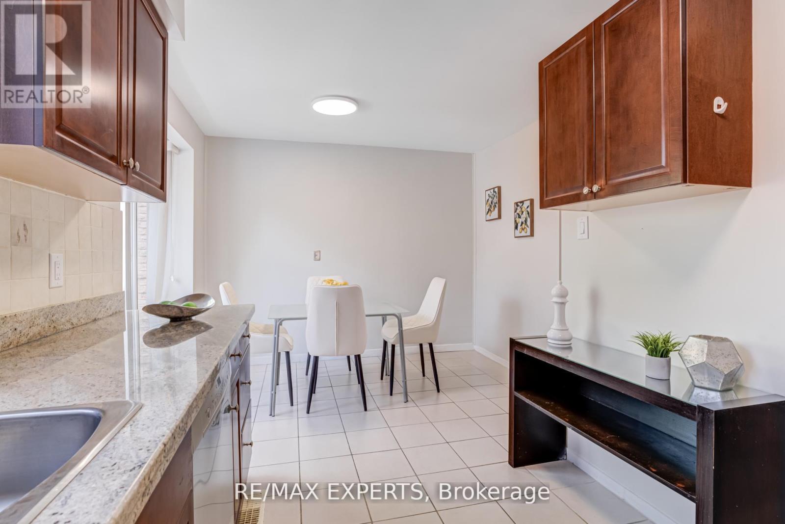 23 Thimble Berry Way, Toronto, Ontario M2H 3K6 - Photo 13 - C12518786