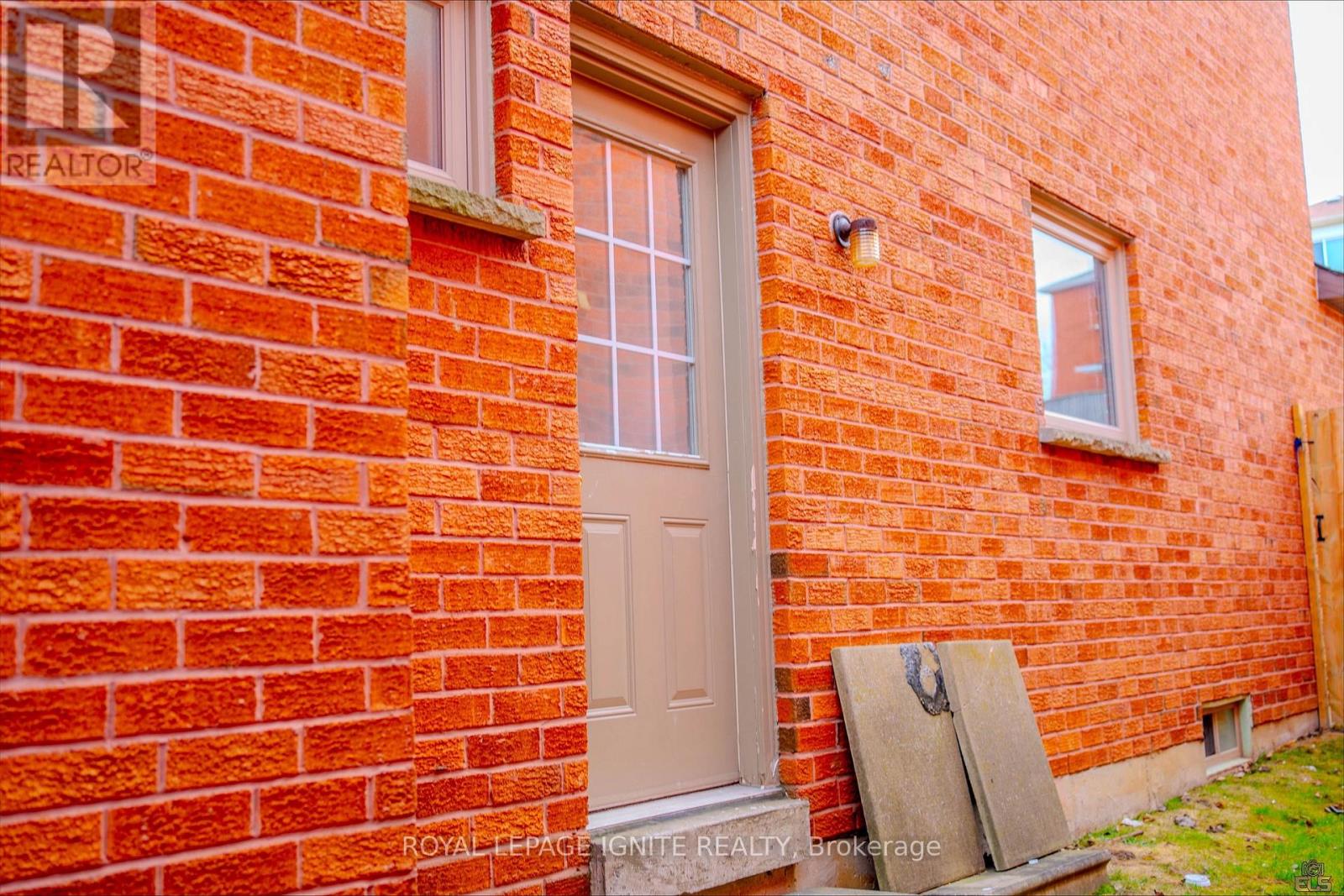 Bsmt - 87 Fernbank Place, Whitby, Ontario  L1R 1T2 - Photo 2 - E12518678