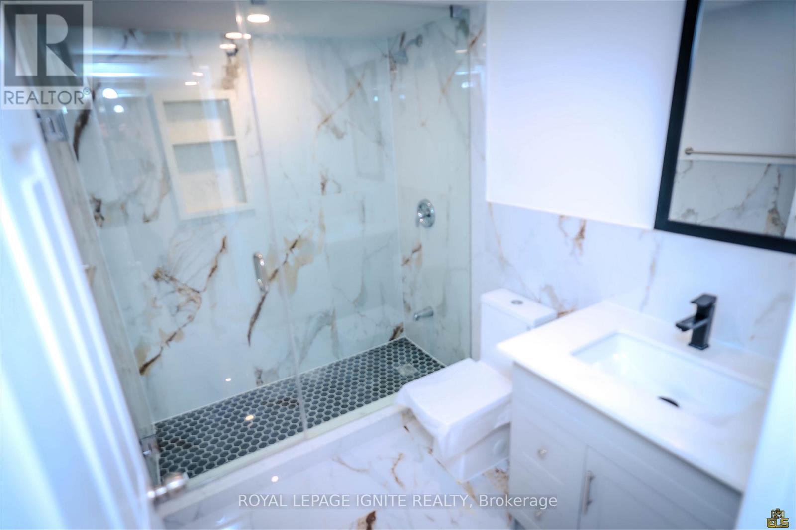 Bsmt - 87 Fernbank Place, Whitby, Ontario  L1R 1T2 - Photo 8 - E12518678