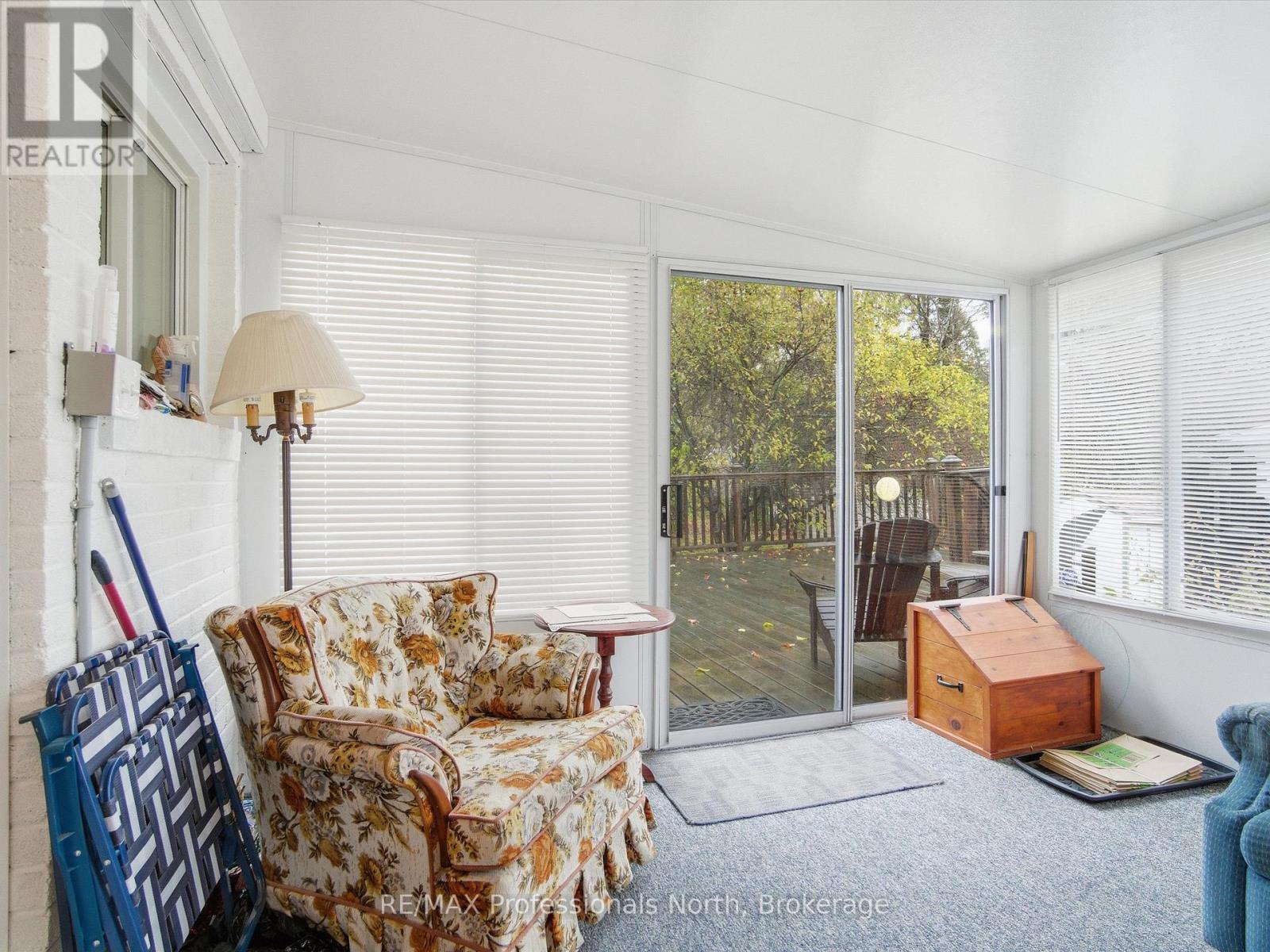 8 Pleasant Avenue, Huntsville, Ontario P1H 1E9 - Photo 14 - X12518904