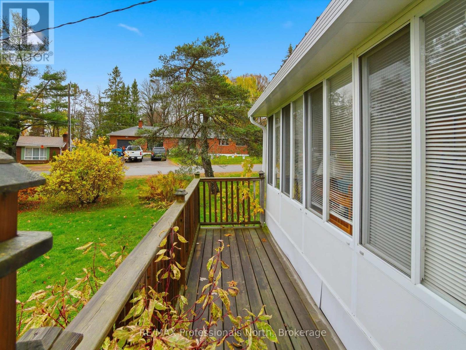 8 Pleasant Avenue, Huntsville, Ontario P1H 1E9 - Photo 26 - X12518904