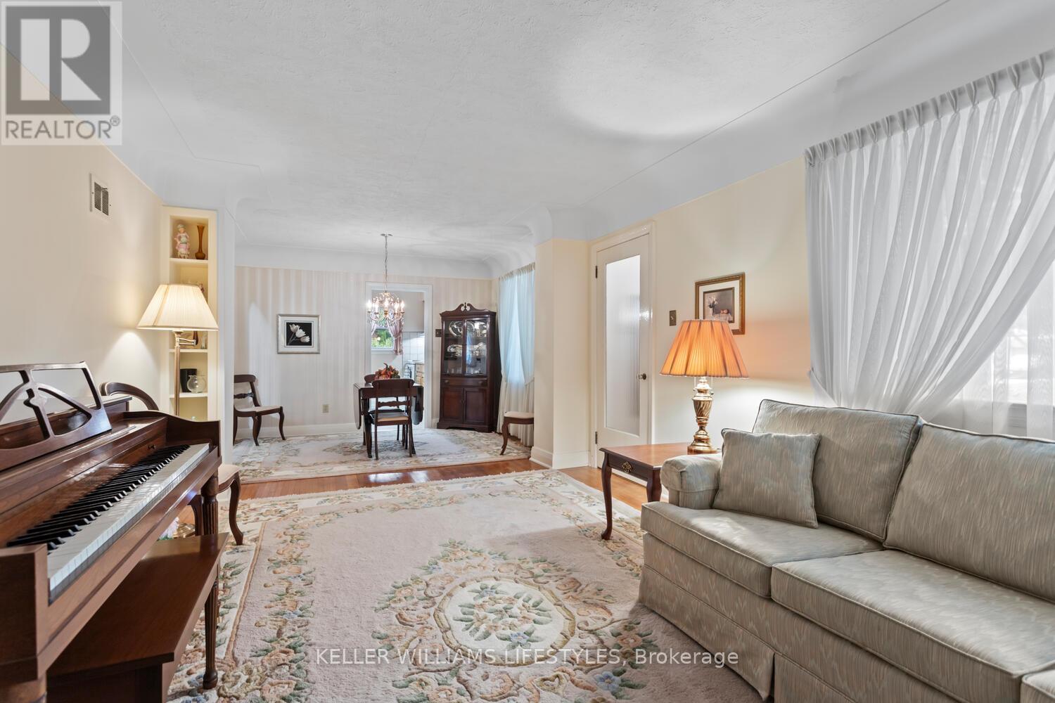 54 David Street, London South, Ontario N6P 1B3 - Photo 10 - X12518924