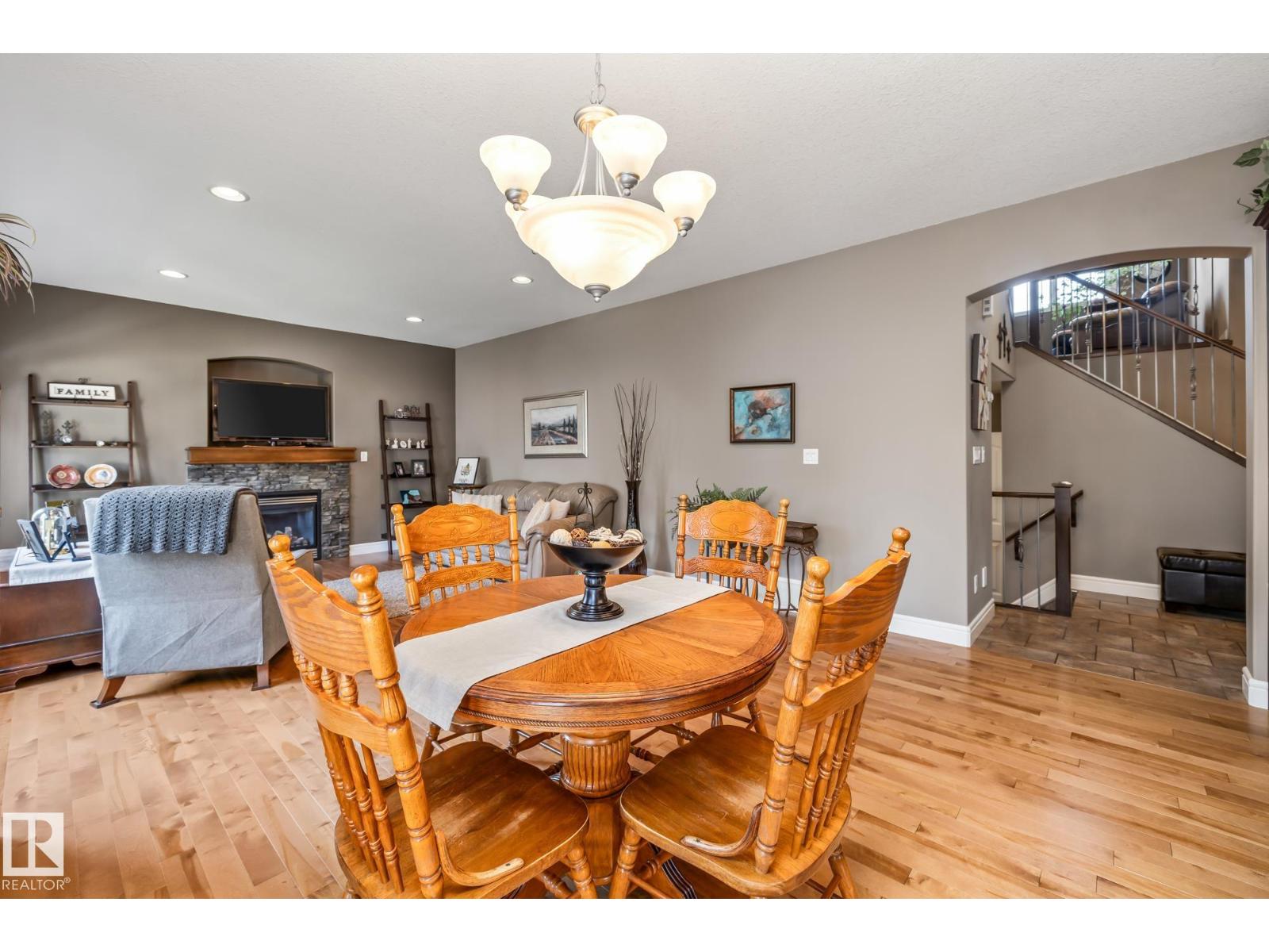 39 Hillside Tc, Fort Saskatchewan, Alberta  T8L 0E4 - Photo 5 - E4464963