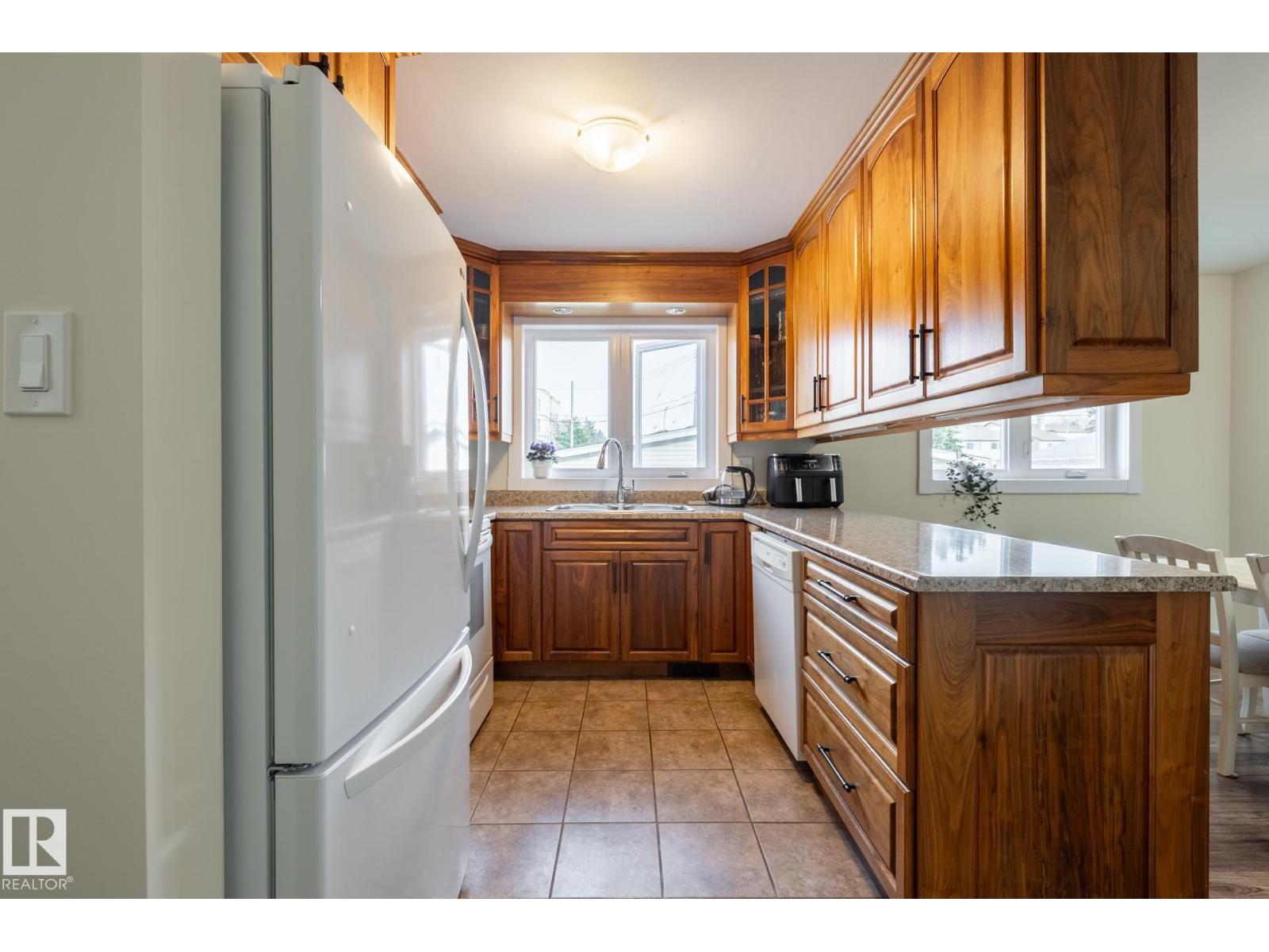 4737 105 St Nw, Edmonton, Alberta  T6H 2M3 - Photo 15 - E4464965