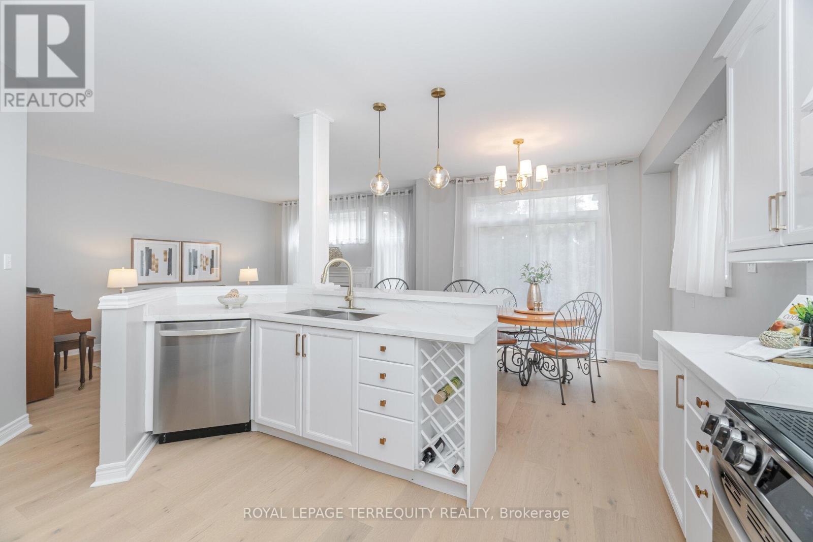 43 Black Walnut Drive, Markham, Ontario L3S 4B9 - Photo 17 - N12518710