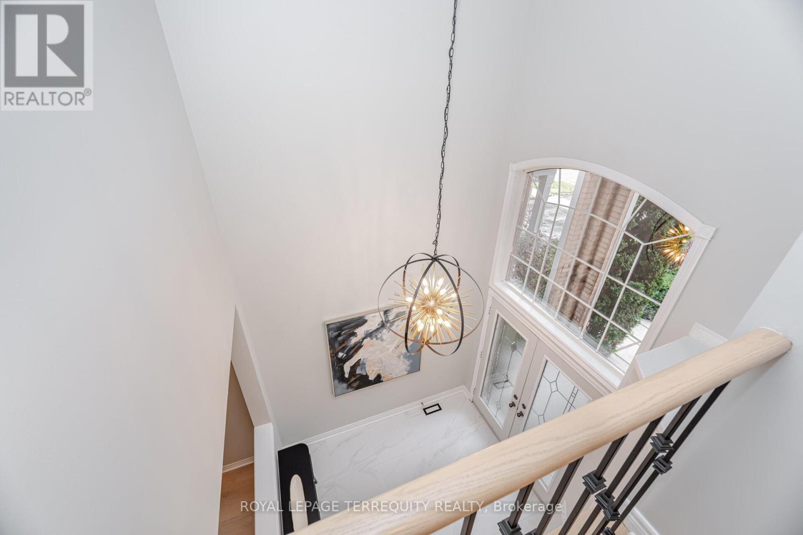 43 Black Walnut Drive, Markham, Ontario L3S 4B9 - Photo 7 - N12518710