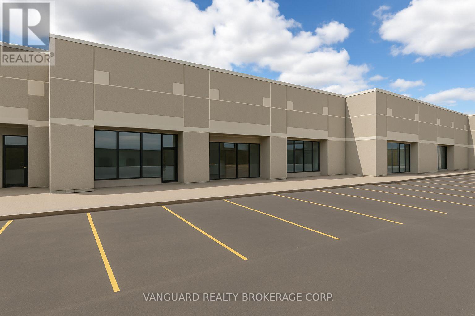 4 - 8520 JANE STREET, Vaughan, Ontario