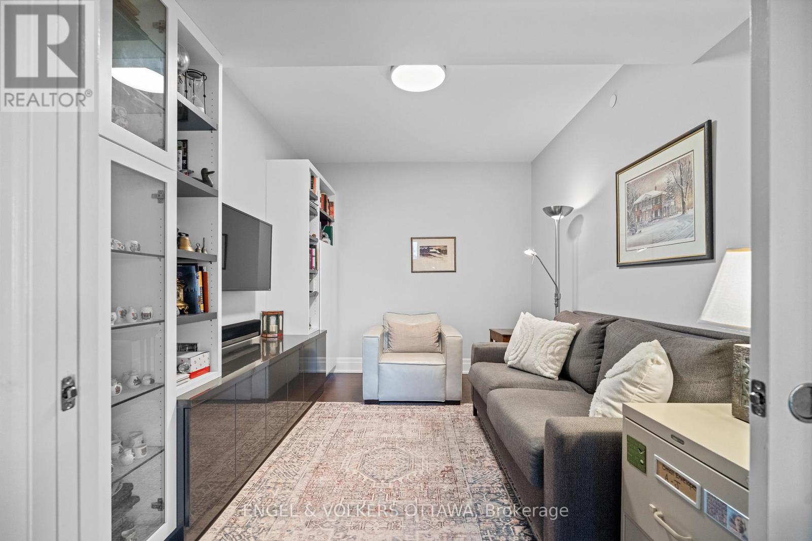 1002 - 108 Lisgar Street, Ottawa, Ontario K2P 1E1 - Photo 17 - X12518970