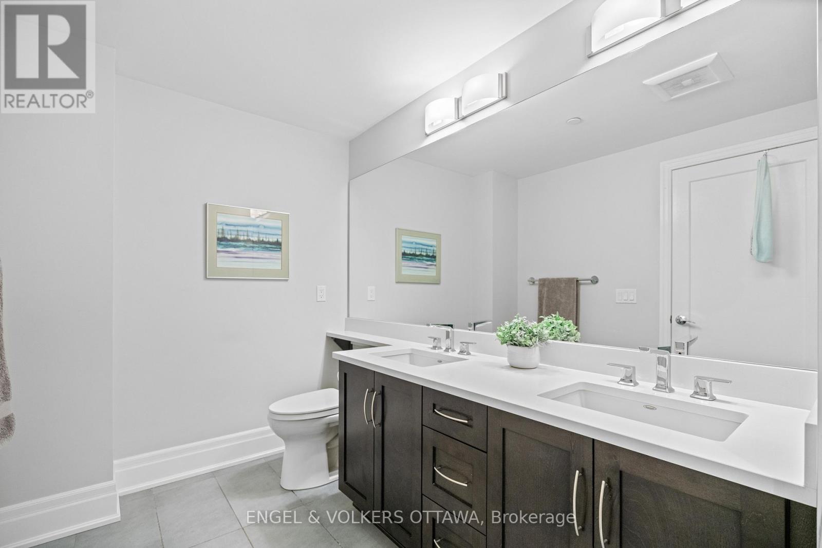 1002 - 108 Lisgar Street, Ottawa, Ontario K2P 1E1 - Photo 21 - X12518970