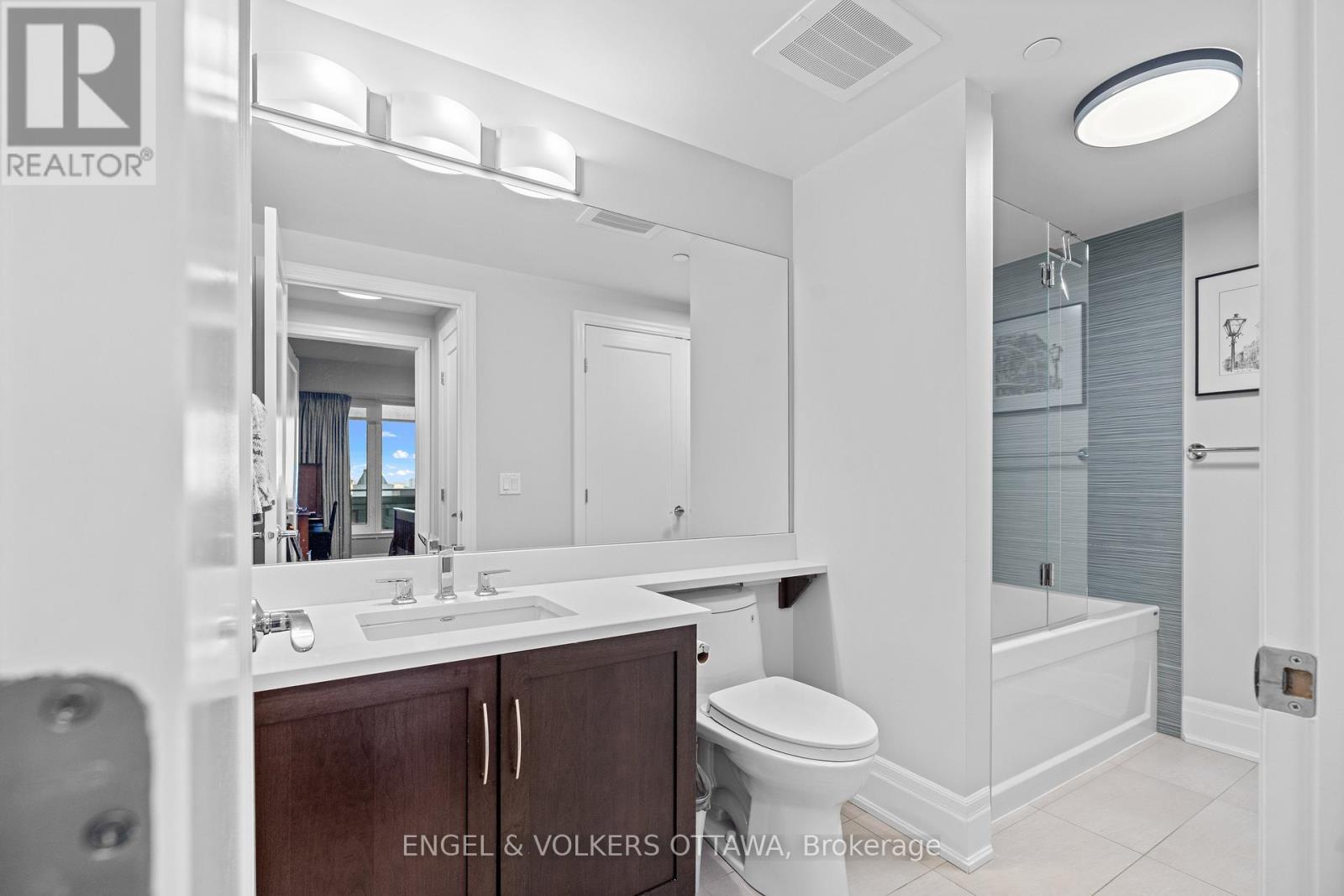 1002 - 108 Lisgar Street, Ottawa, Ontario K2P 1E1 - Photo 26 - X12518970