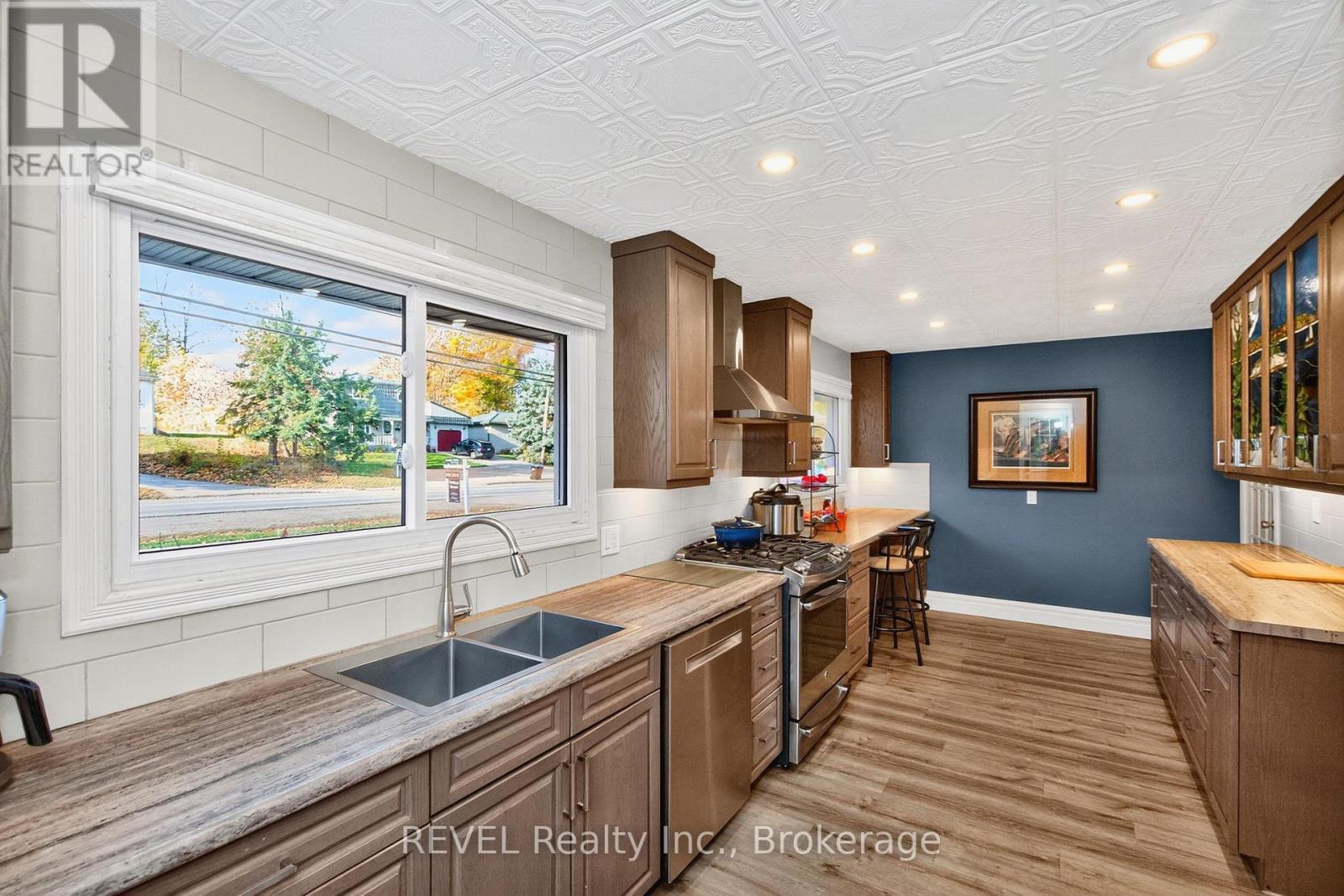 635 William Street, Midland, Ontario  L4R 2S7 - Photo 8 - S12518788