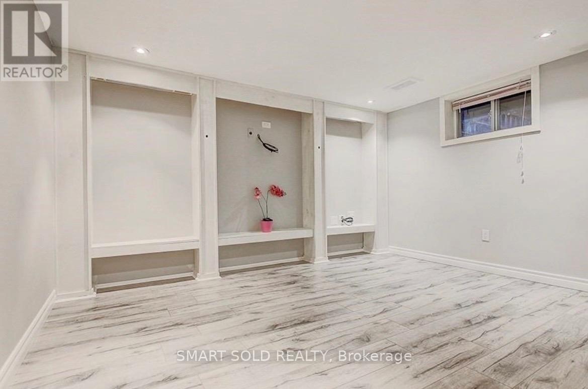 Unknown Address, ,     - Photo 4 - E12518442