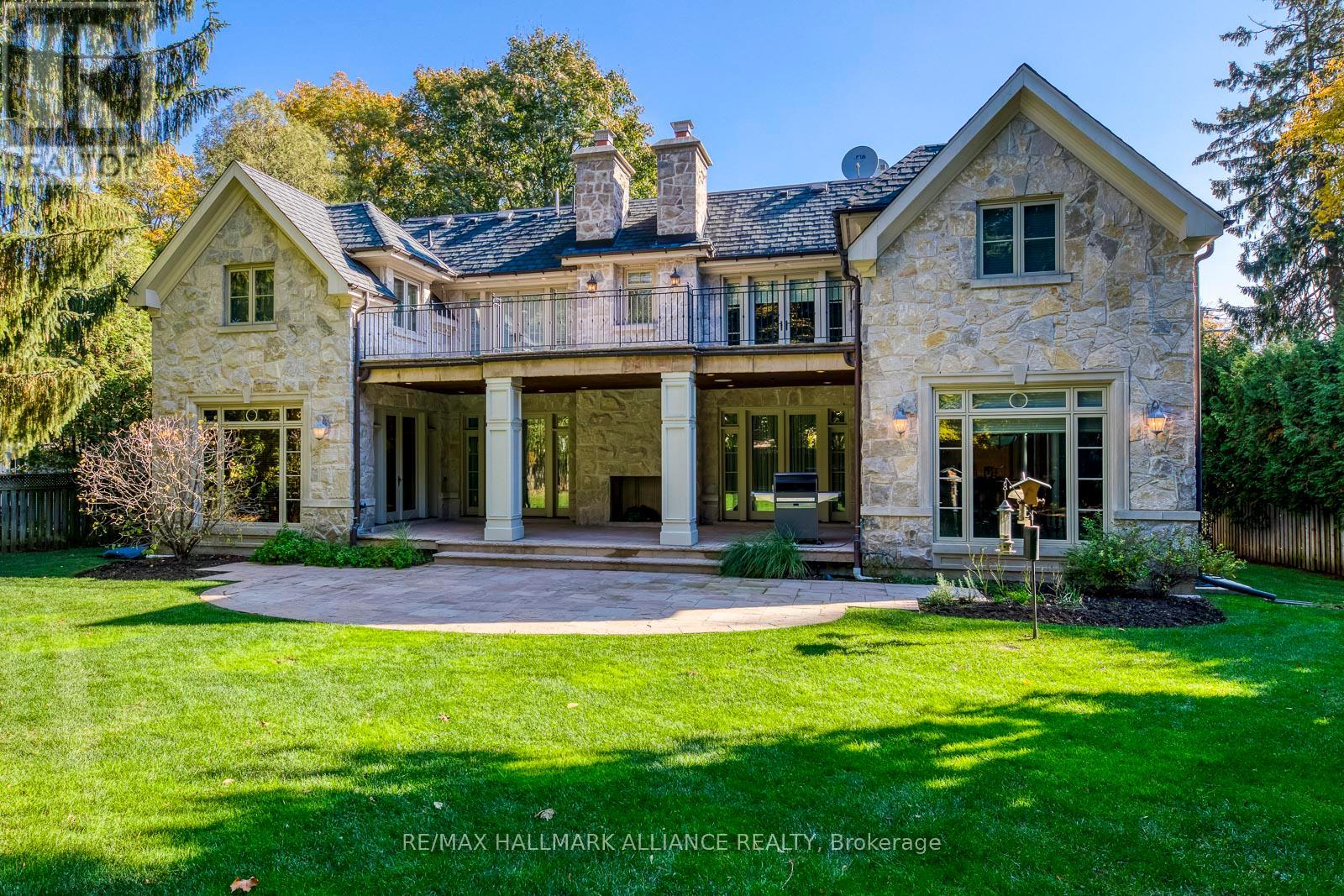 138 Dianne Avenue, Oakville, Ontario  L6J 4G9 - Photo 46 - W12465919