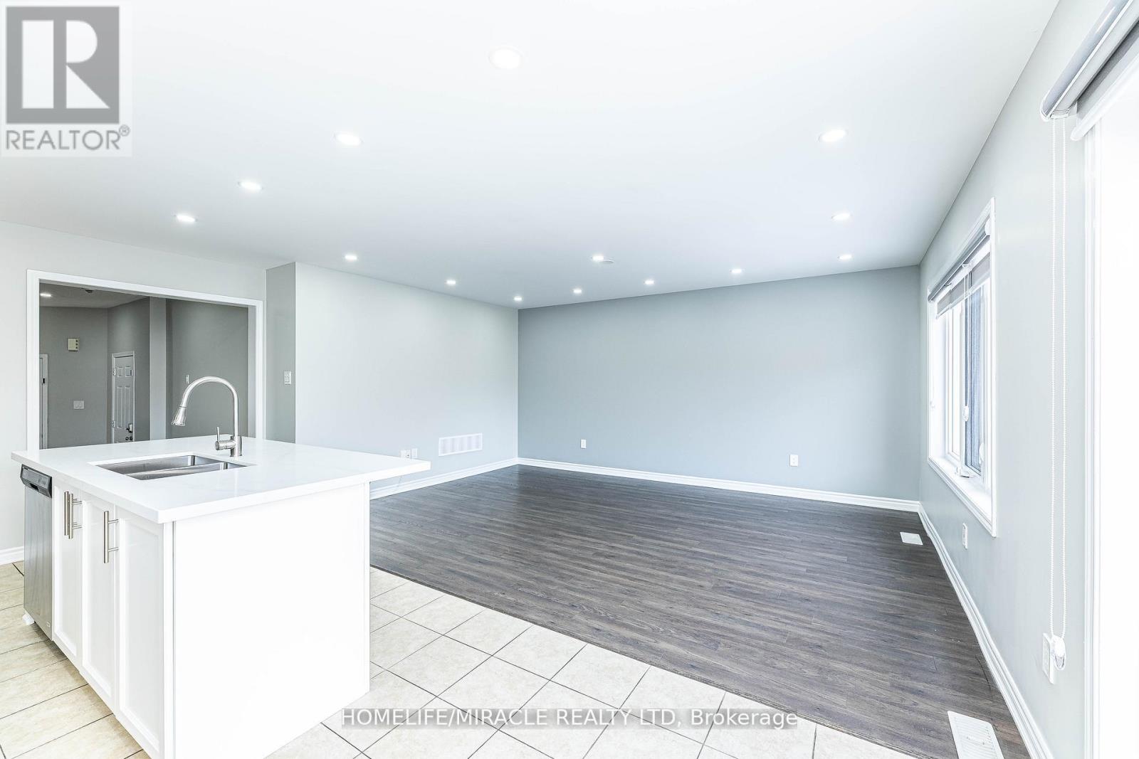 1633 Clitherow Street, Milton, Ontario  L9E 0A2 - Photo 18 - W12518508