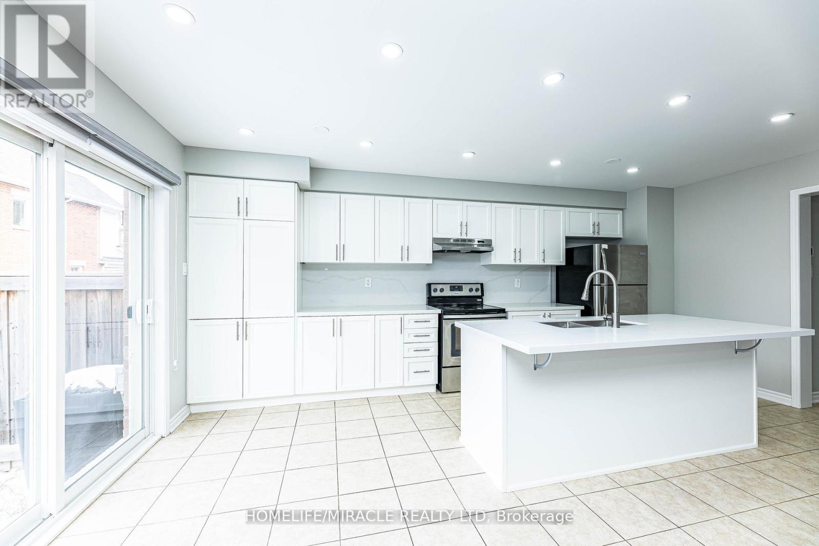 1633 Clitherow Street, Milton, Ontario  L9E 0A2 - Photo 15 - W12518508