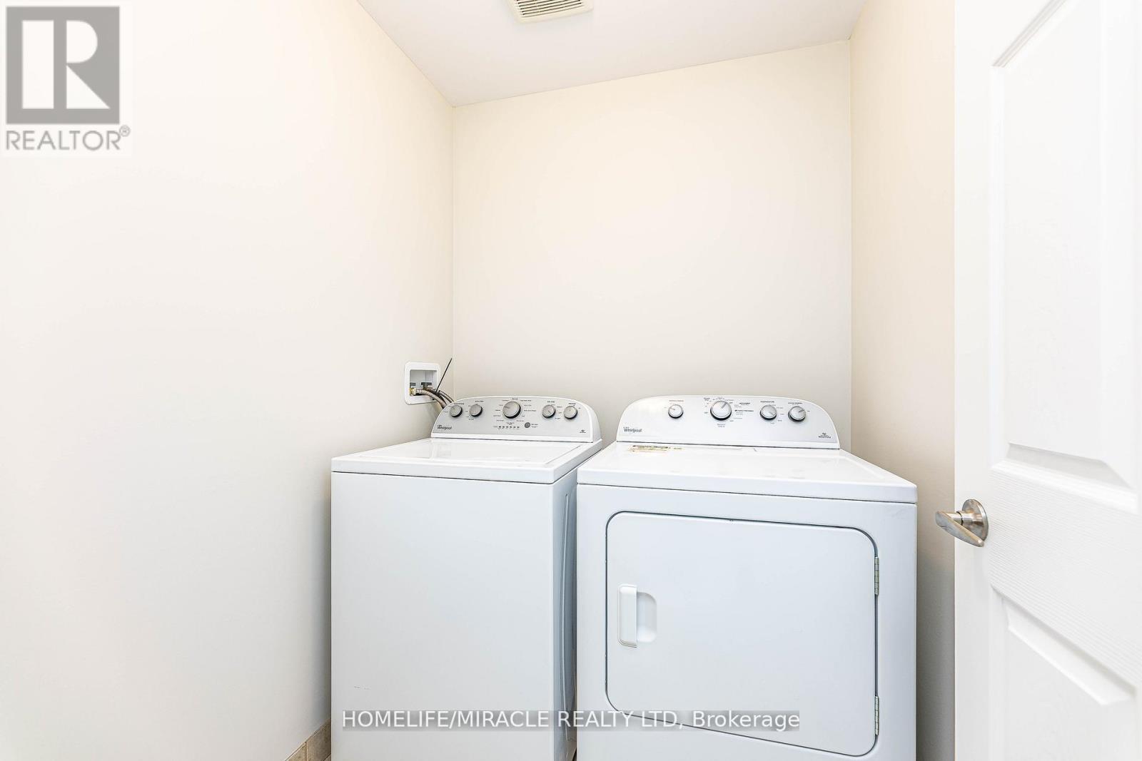 1633 Clitherow Street, Milton, Ontario  L9E 0A2 - Photo 30 - W12518508