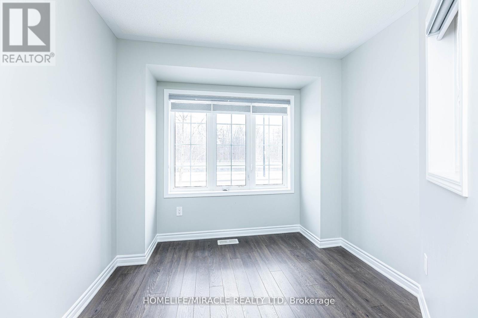 1633 Clitherow Street, Milton, Ontario  L9E 0A2 - Photo 8 - W12518508