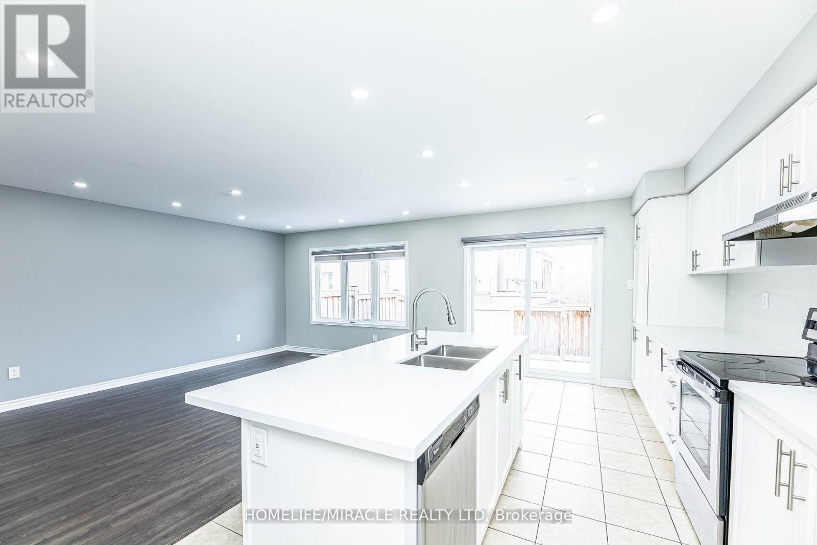 1633 Clitherow Street, Milton, Ontario  L9E 0A2 - Photo 17 - W12518508