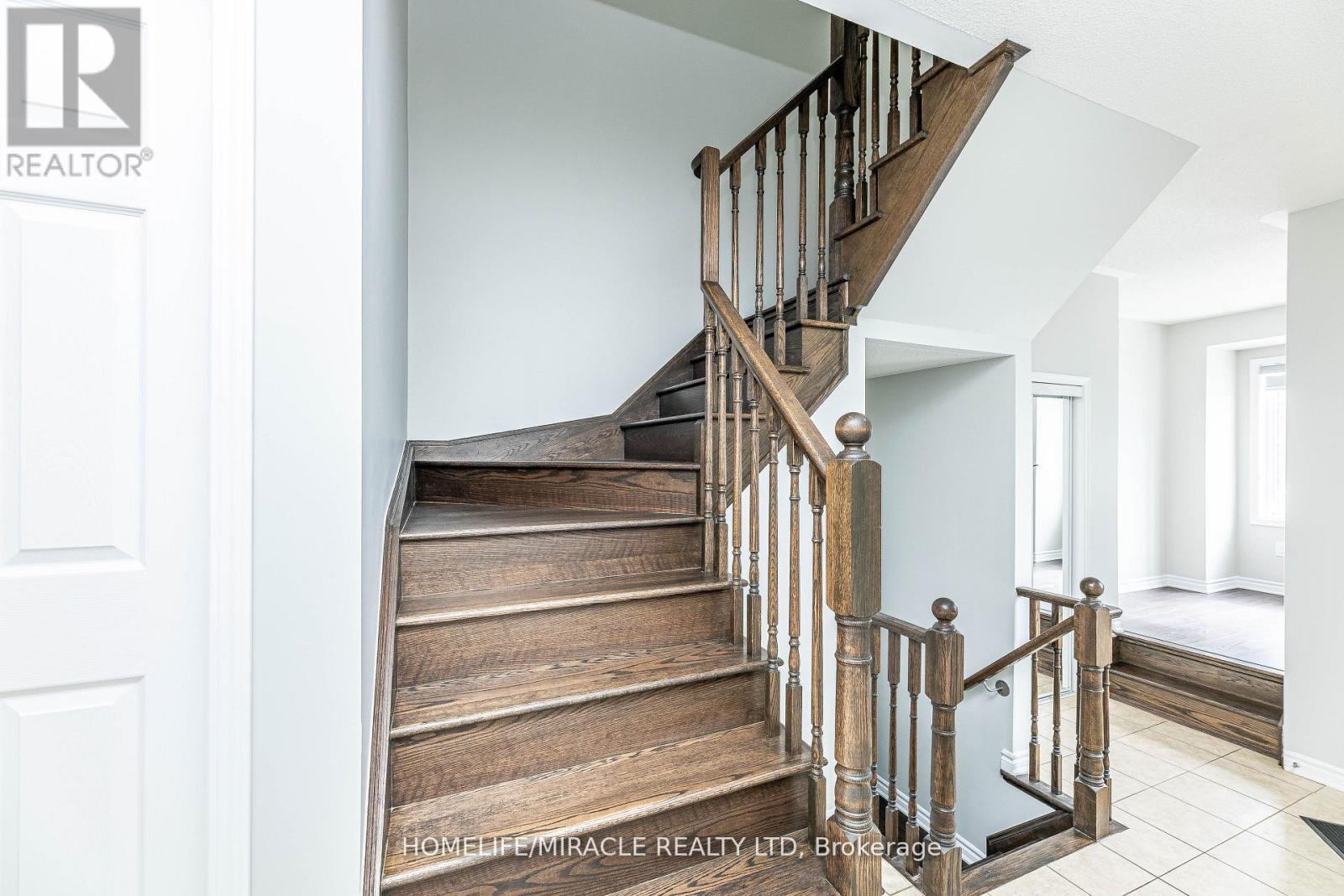 1633 Clitherow Street, Milton, Ontario  L9E 0A2 - Photo 20 - W12518508