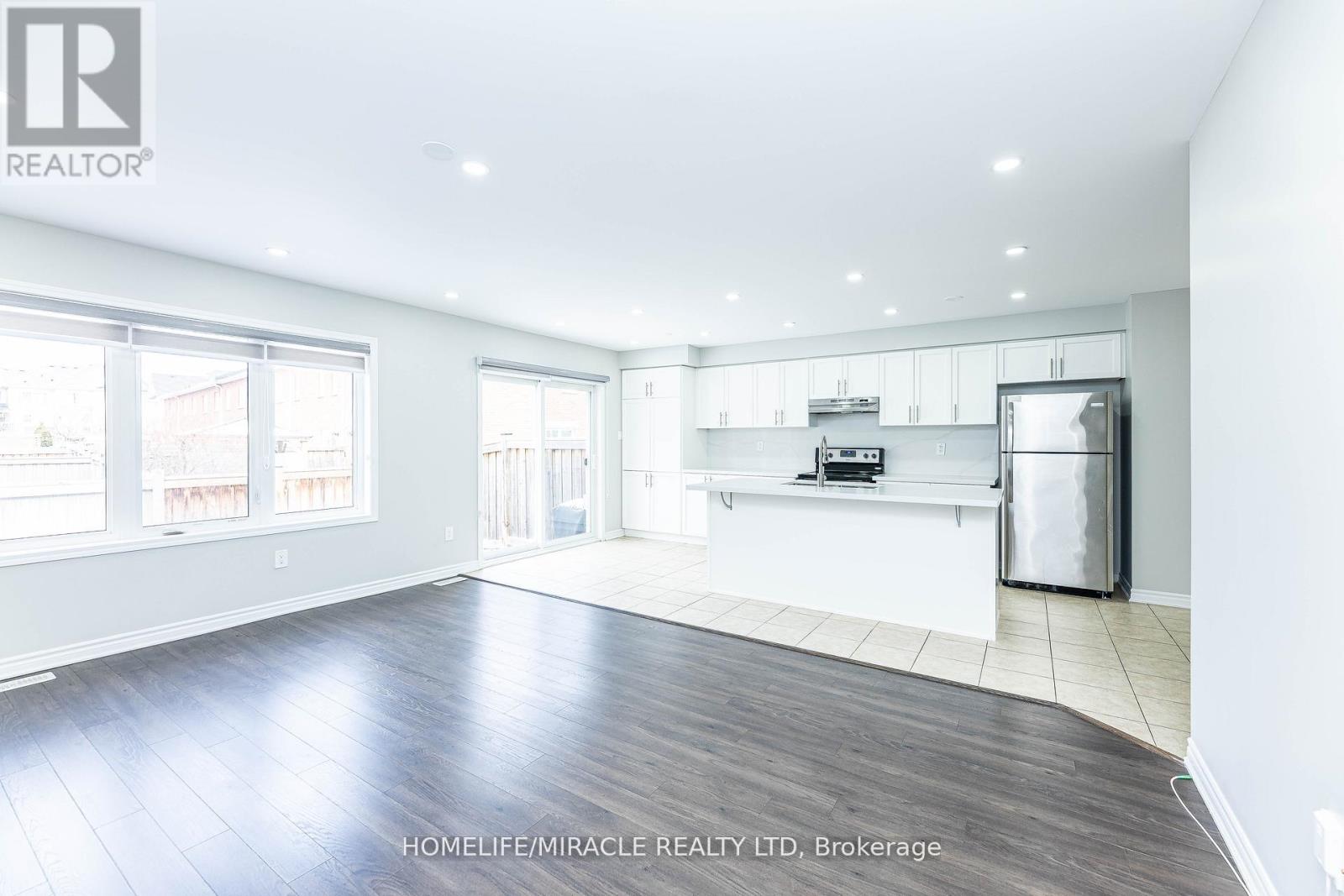 1633 Clitherow Street, Milton, Ontario  L9E 0A2 - Photo 13 - W12518508