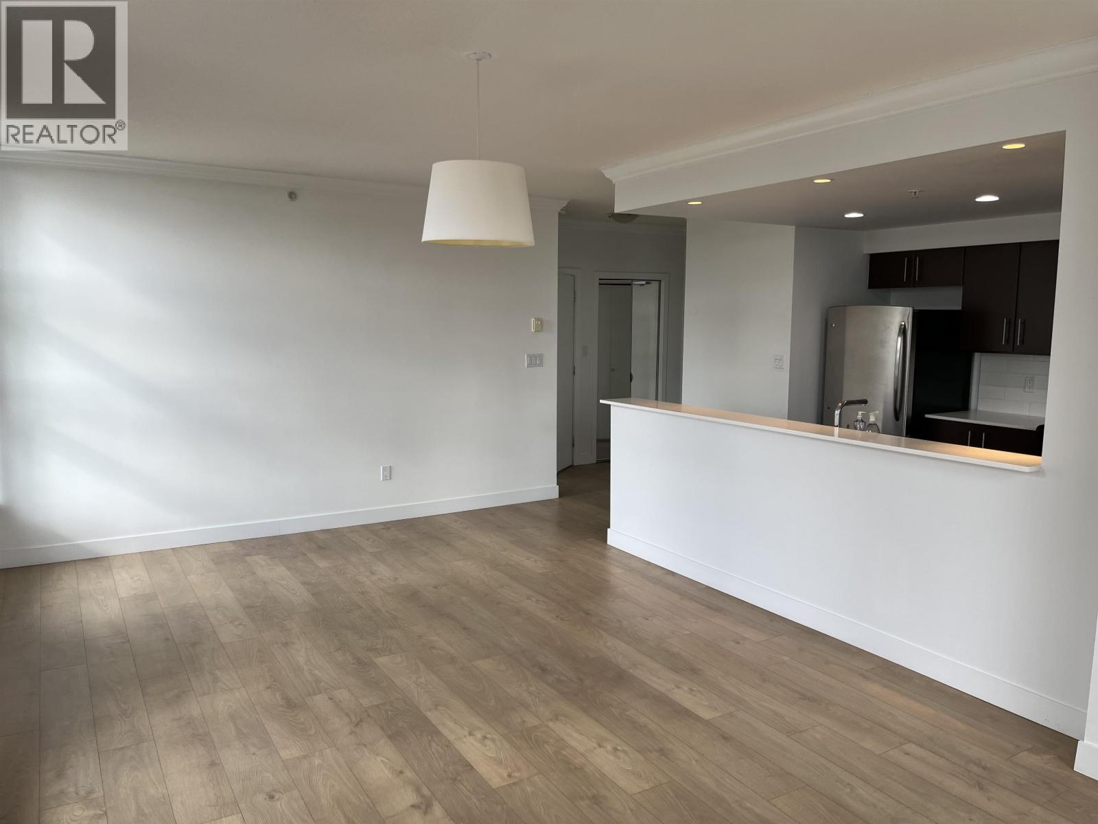 904 189 NATIONAL AVENUE, Vancouver, British Columbia